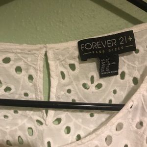 Forever 21 Tops - Forever 21 lace plus crop top Forever 21 Tops - Forever 21 lace plus crop top